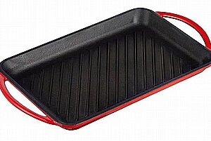 מחבת מצופה אמייל אדום פסים קארנה 33 סמ