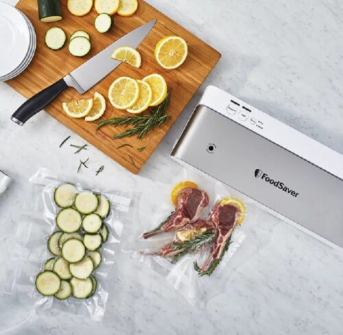 מכונת וואקום קומפקטית FoodSaver Compact Sealer VS0100X תמונת אווירה 2